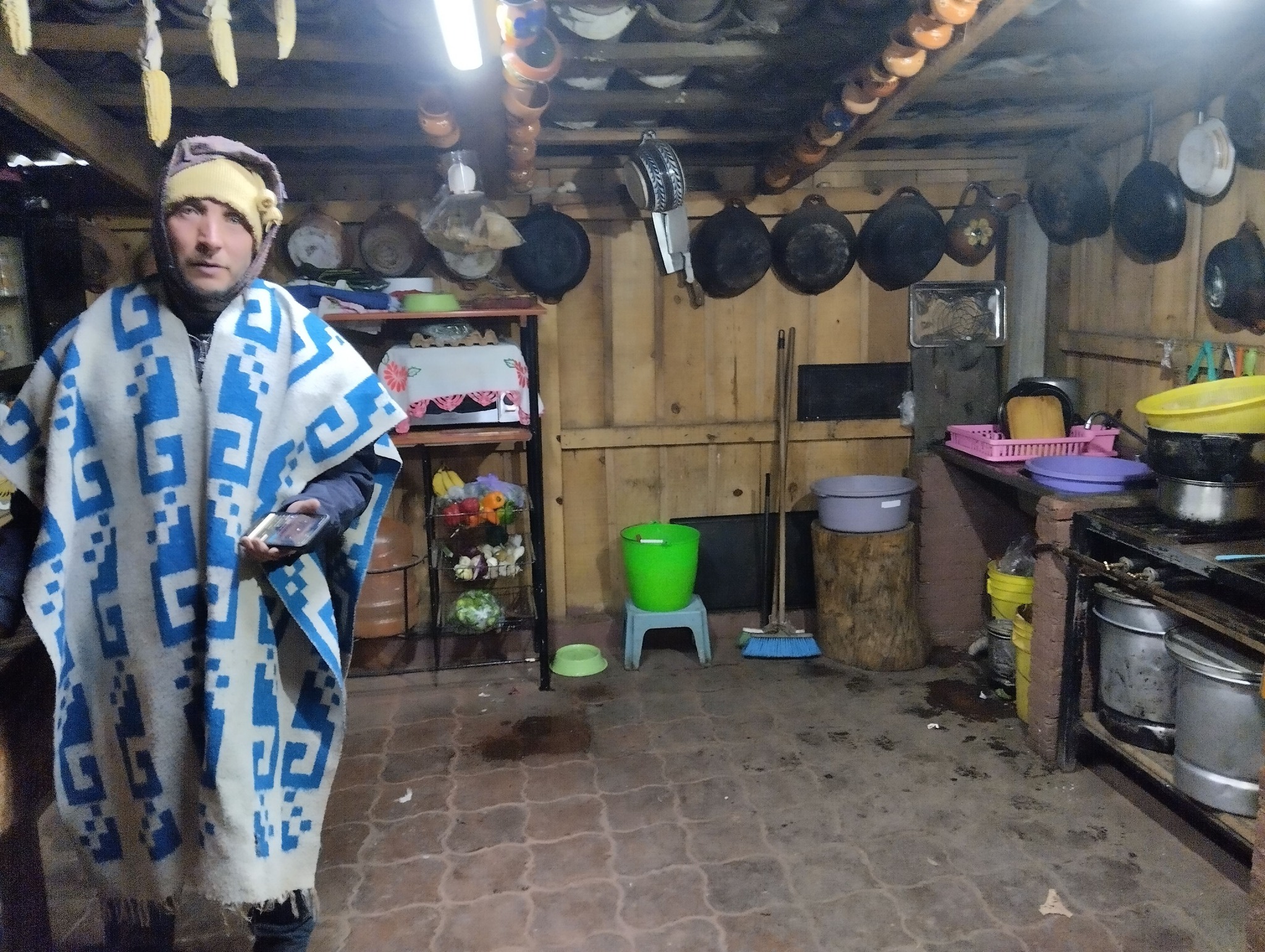 Cocina tradicional con fogón de leña